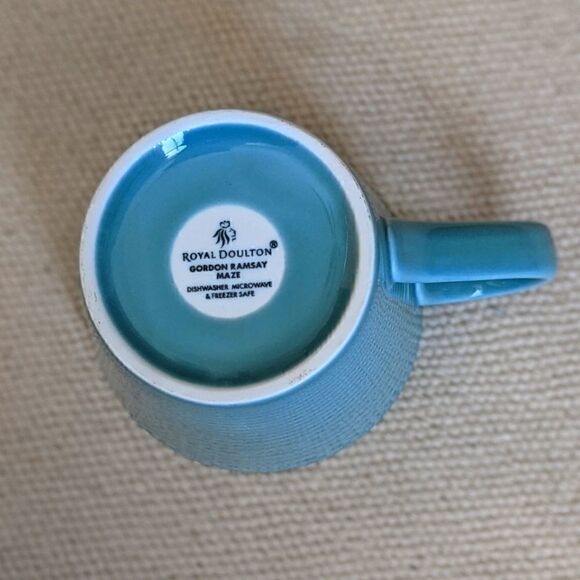 Gordan Ramsay Royal Doulton French Blue/Aqua Color Mug - Picture 2 of 2